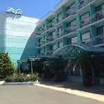 则菲尔酒店 阳光海滩