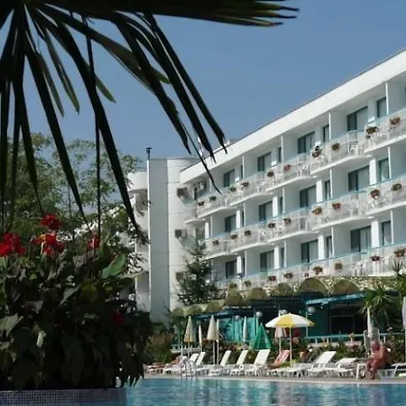 Zefir Hotell 3*